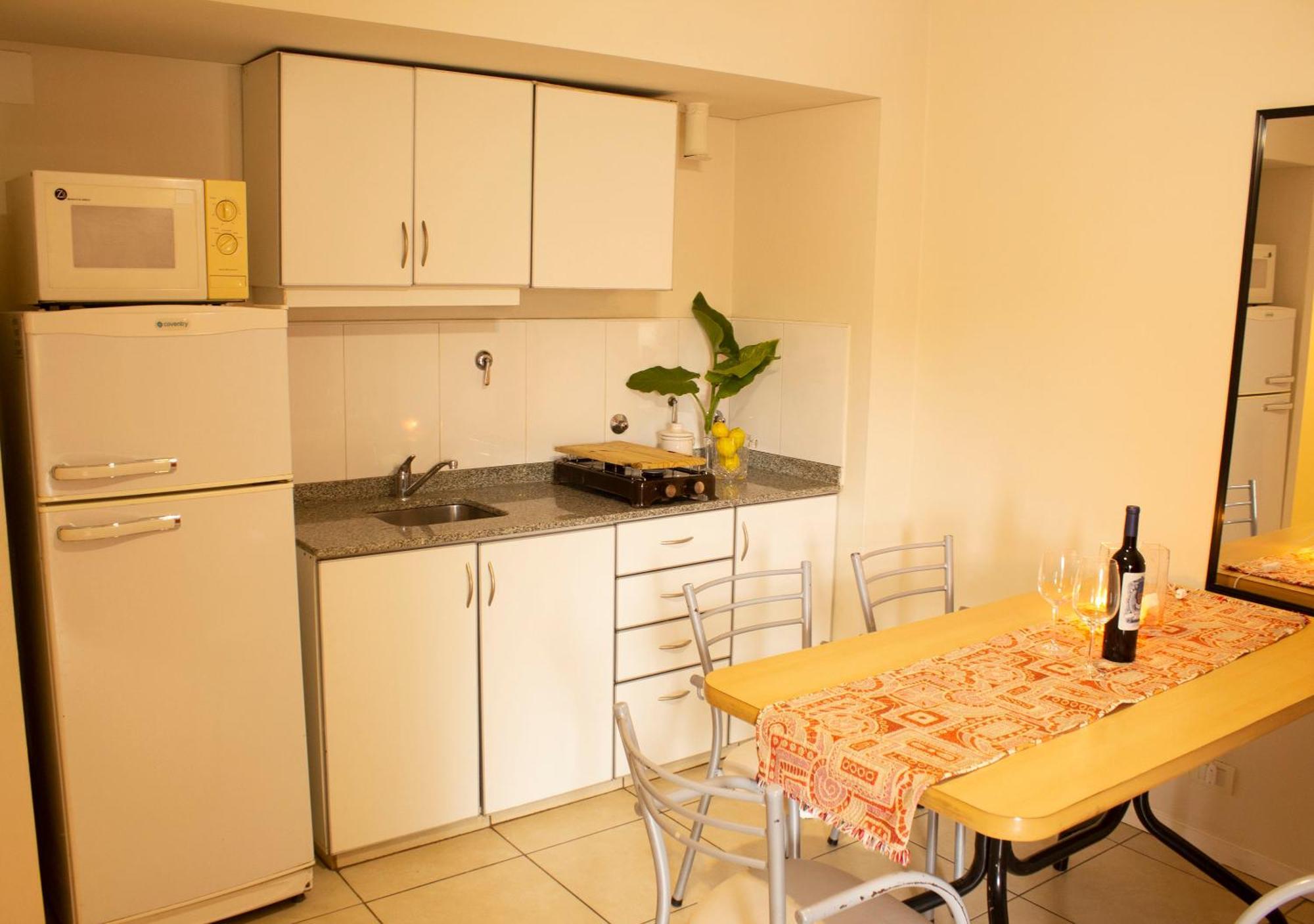 Uvas Aparthotel 3*